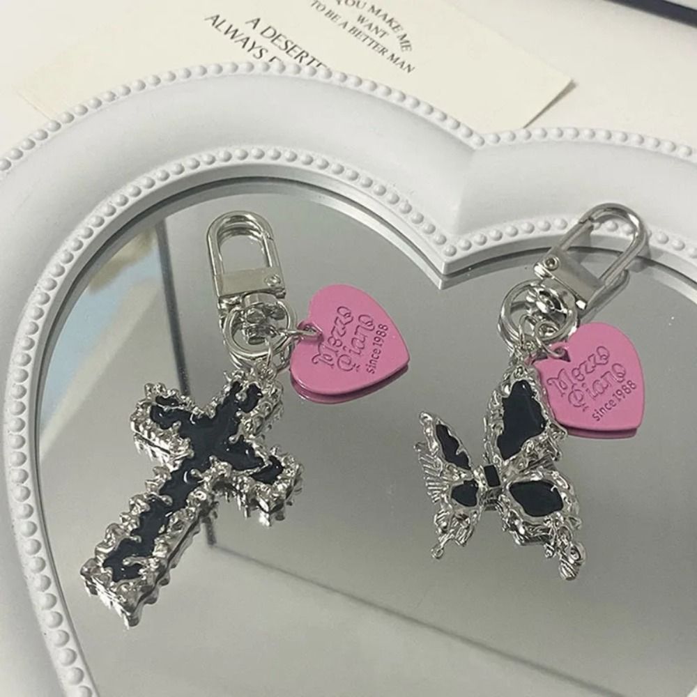 Tech Girl Accessories - Taschenanhänger Schmetterling Kreuz Schlüsselanhänger Unregelmäßiges Gothic